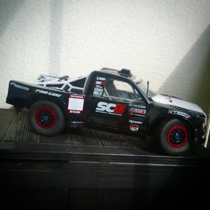 My new team associated sc8.2e factory team body