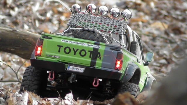 Axial Scx10 Toyota Hilux